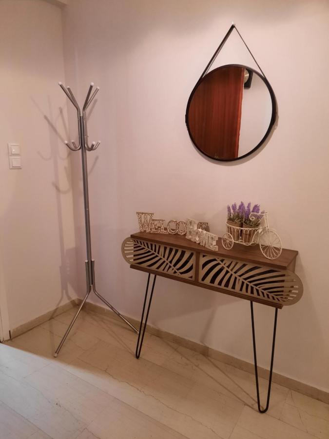Villys Apartment Kalamata Exterior photo