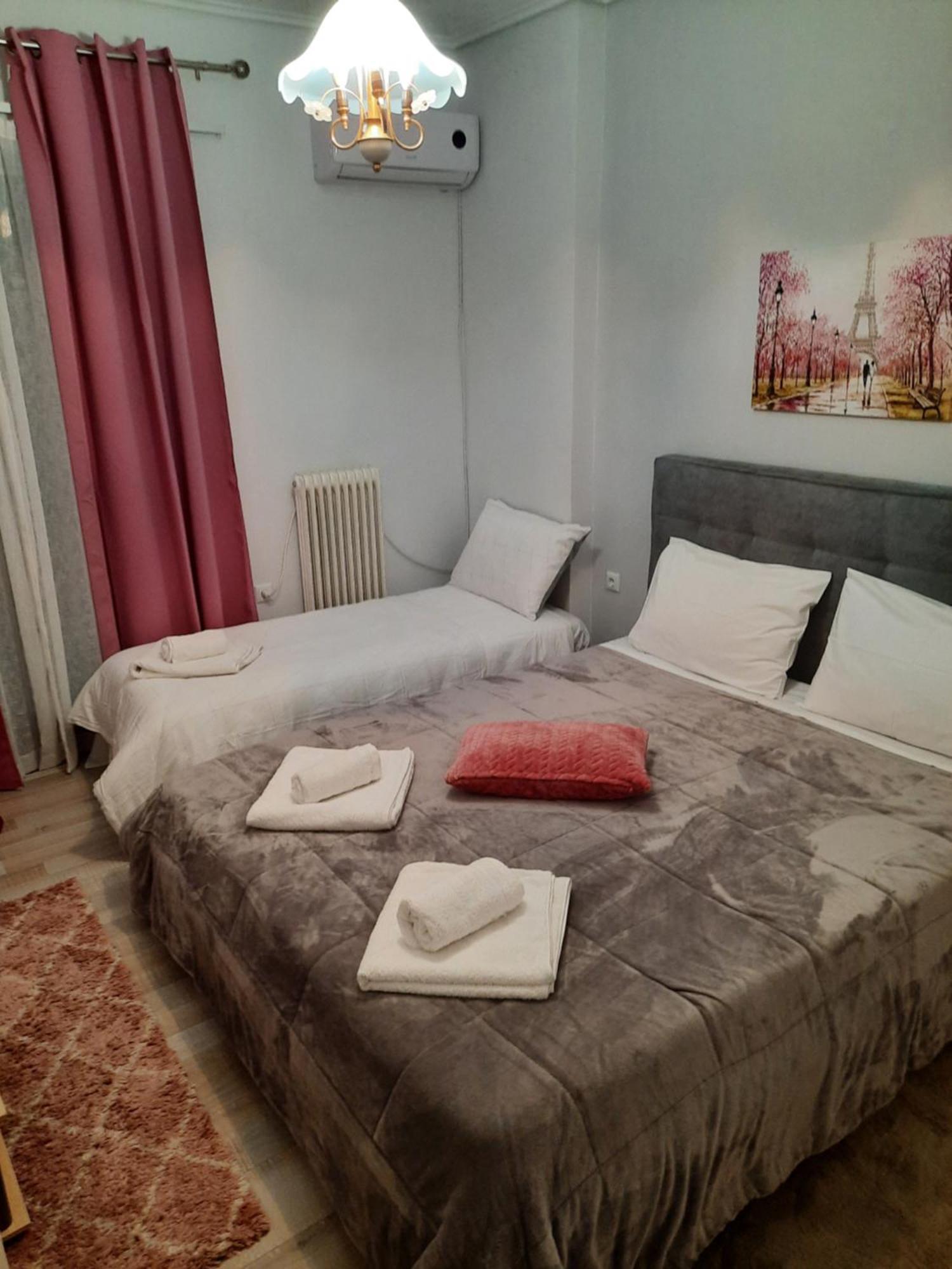 Villys Apartment Kalamata Exterior photo