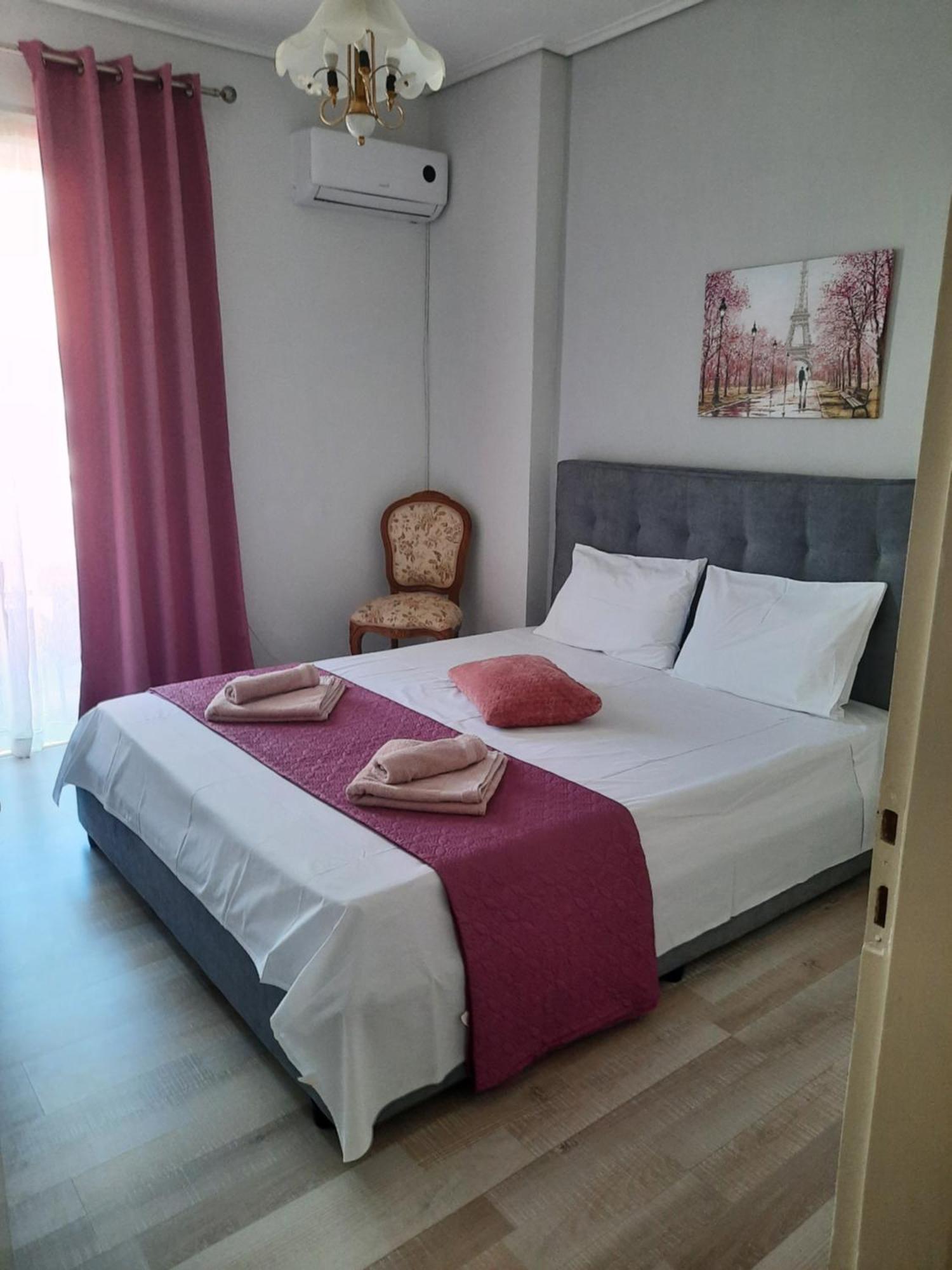 Villys Apartment Kalamata Exterior photo