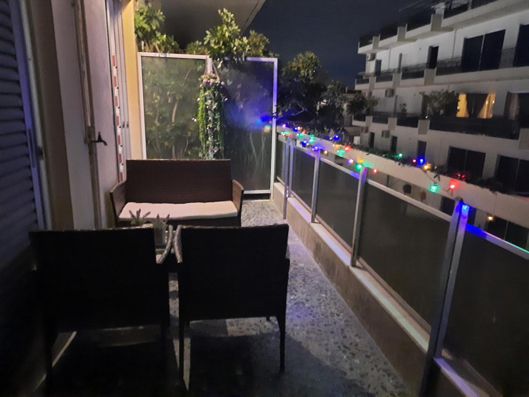 Villys Apartment Kalamata Exterior photo